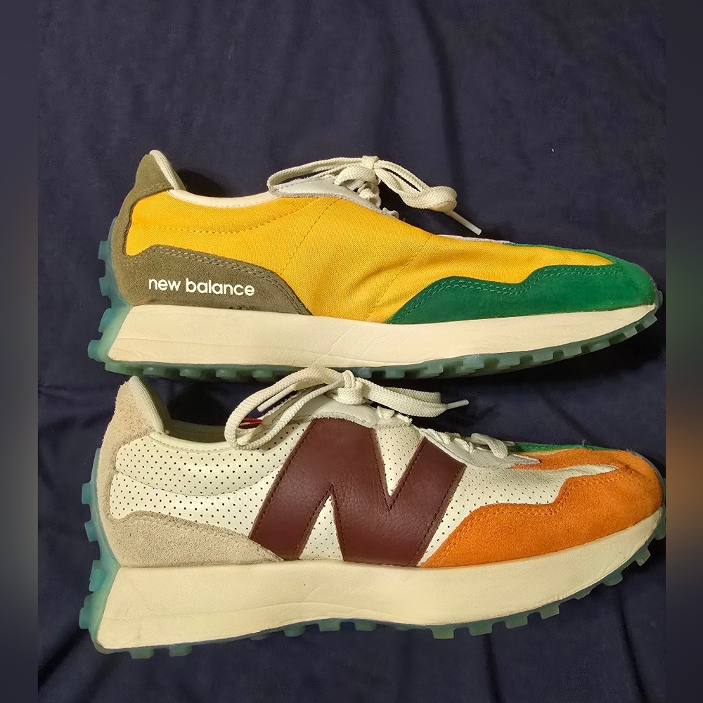 New Balance 327 READ